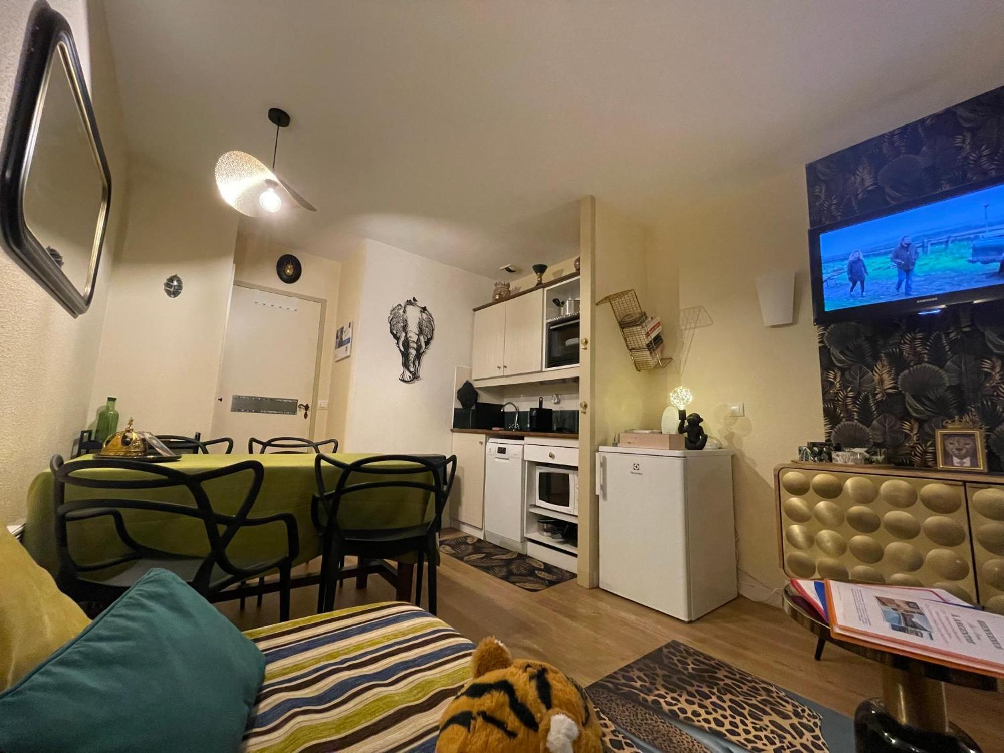 *A Setting Between Dordogne And Swimming Pool* Apartment Argentat Exterior foto